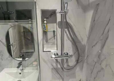 Bathroom Porcelain tiling